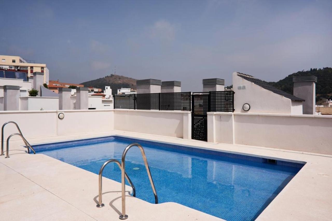 Atico Con Terraza Ac 1hab En El Centro Y Piscina Comunitaria Appartamento Málaga